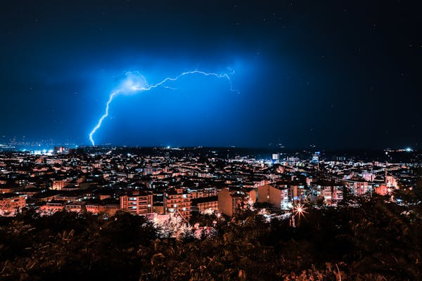 防雷接地距离多远合适