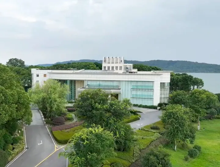 Yueyang South Lake Hotel Lightning Protection And Grounding Transformation Project Case