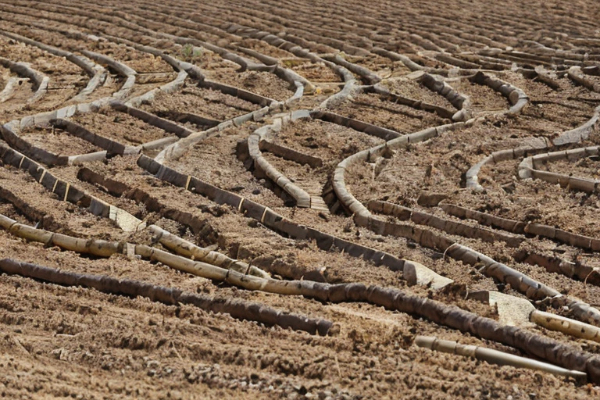 接闪网相交处需要焊接吗