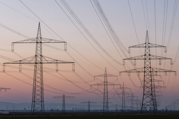 电力线路雷击怎么防控